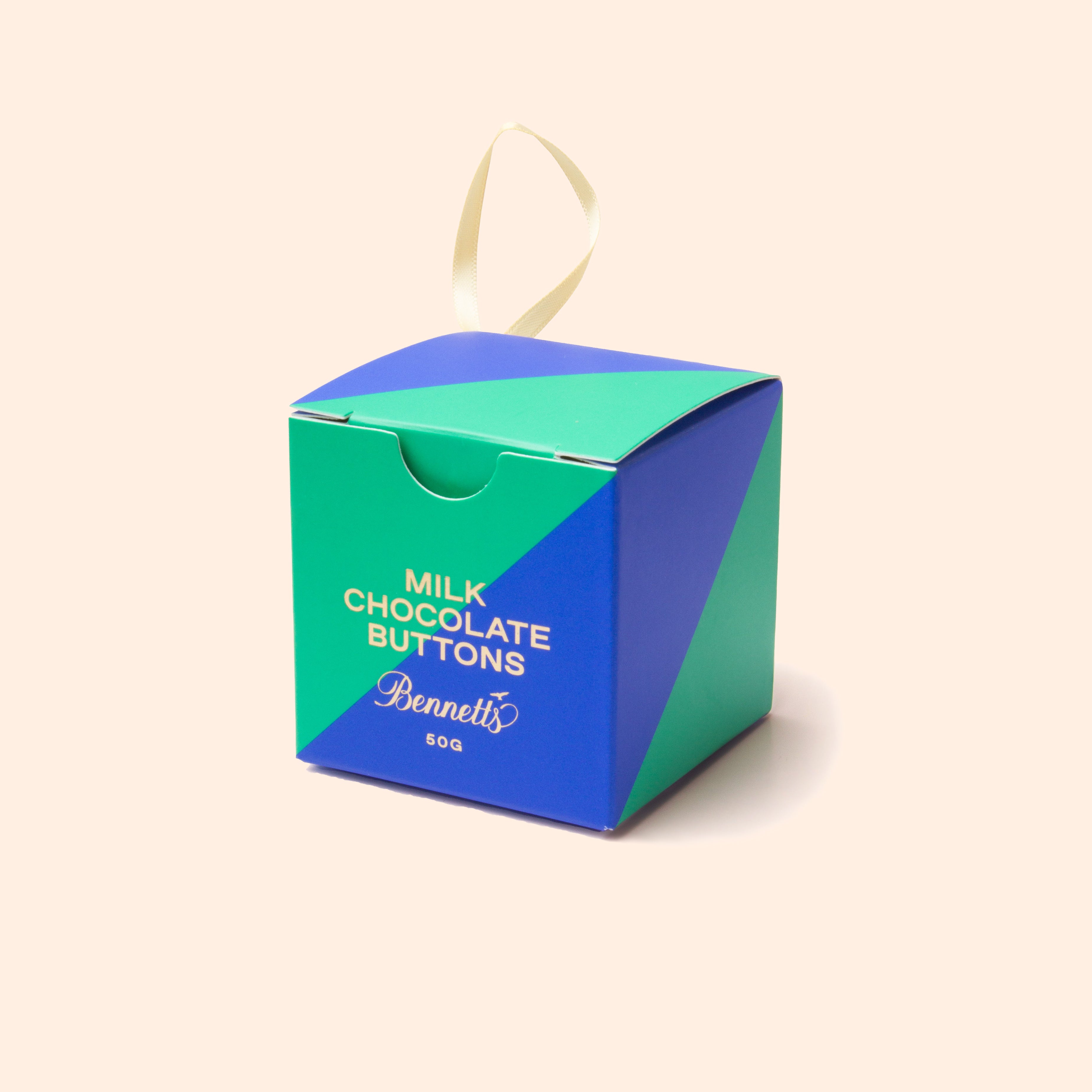 Christmas Tree Ornament in Milk